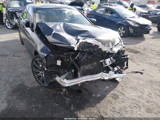 44537039 :رقم المزاد ، WBAJE5C58KWW18142 vin ، 2019 Bmw 540i مزاد بيع