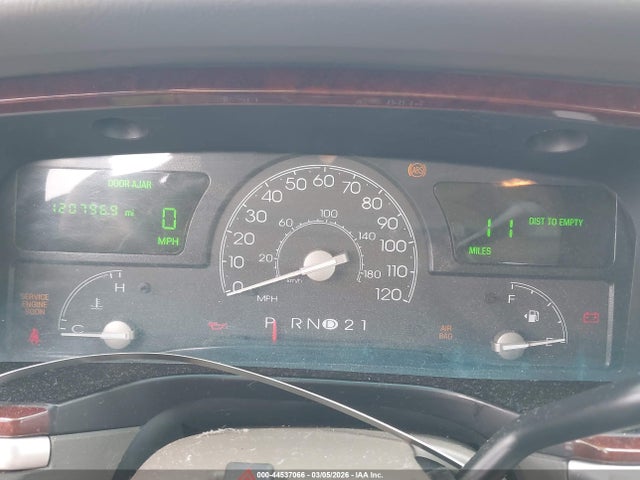 2004 LINCOLN TOWN CAR 1LNHM81W54Y674057 Photo 6