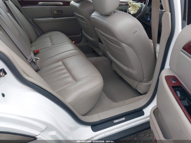 2004 LINCOLN TOWN CAR 1LNHM81W54Y674057 Photo 7