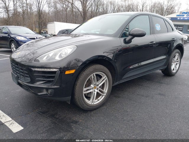 2017 PORSCHE MACAN WP1AA2A58HLB07006 Photo 1