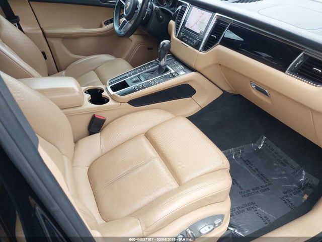 2017 PORSCHE MACAN WP1AA2A58HLB07006 Photo 4