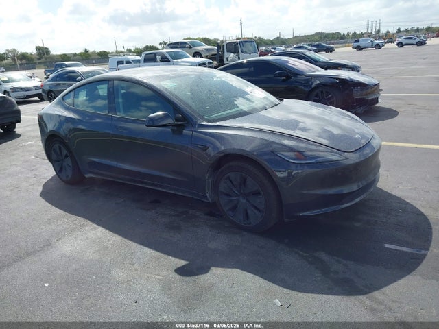 2025 TESLA MODEL 3 5YJ3E1EA8SF972696 Photo 0