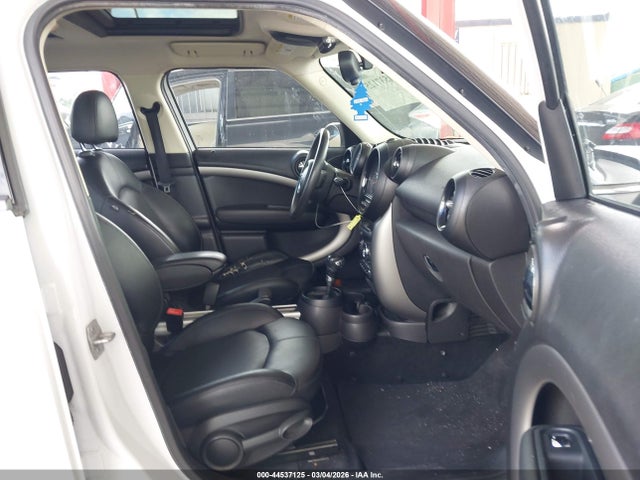 2015 MINI COUNTRYMAN WMWZB3C55FWR42977 Photo 4