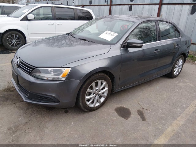 2014 Volkswagen Jetta 1.8t Se მანქანა იყიდება აუქციონზე, vin: 3VWD07AJ6EM266447, აუქციონის ნომერი: 44537150