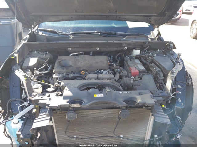 44537155 :رقم المزاد ، 2T3W1RFV5MC151322 vin ، 2021 Toyota Rav4 Xle مزاد بيع