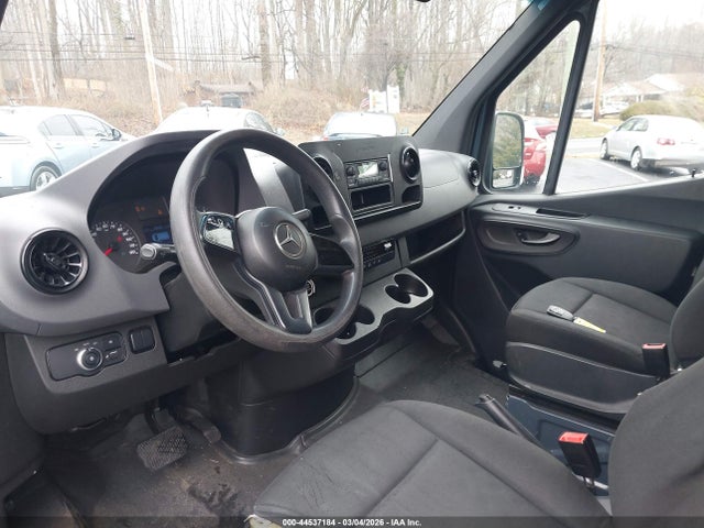 44537184 :رقم المزاد ، WD4PF0CD7KP092851 vin ، 2019 Mercedes-benz Sprinter 2500 High Roof V6 مزاد بيع