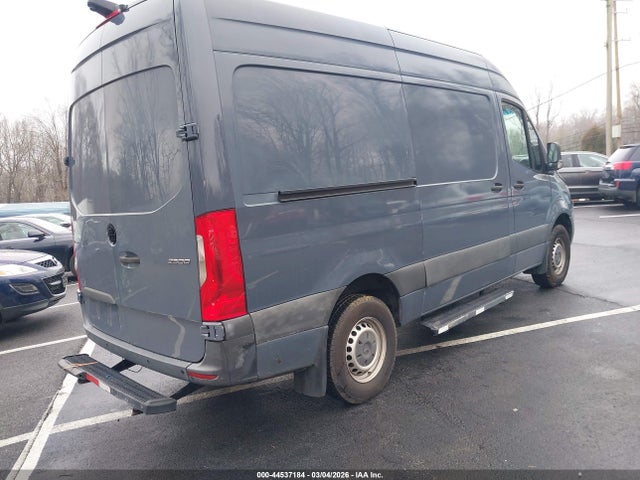 44537184 :رقم المزاد ، WD4PF0CD7KP092851 vin ، 2019 Mercedes-benz Sprinter 2500 High Roof V6 مزاد بيع