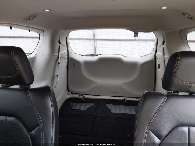 Продаж на аукціоні авто 2018 Chrysler Pacifica Touring L, vin: 2C4RC1BG9JR246163, номер лоту: 44537193