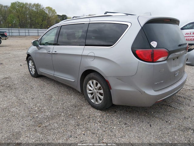 Продаж на аукціоні авто 2018 Chrysler Pacifica Touring L, vin: 2C4RC1BG9JR246163, номер лоту: 44537193