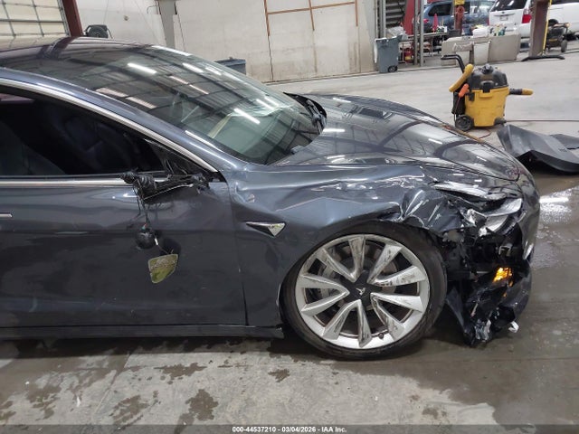 Продаж на аукціоні авто 2018 Tesla Model 3 Long Range/mid Range, vin: 5YJ3E1EA3JF163024, номер лоту: 44537210