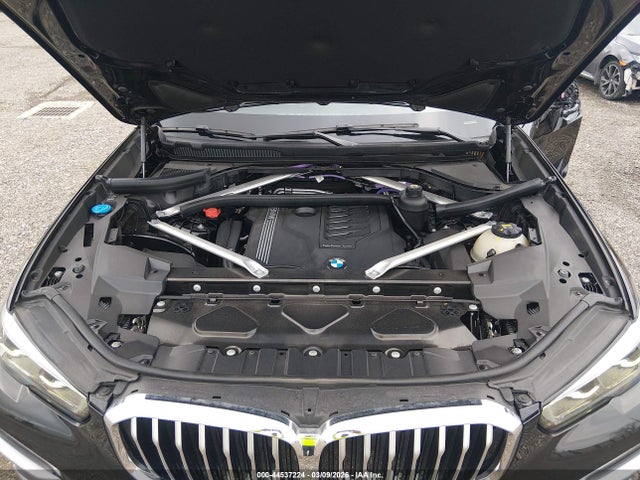 44537224 :رقم المزاد ، 5UXCR4C07N9M68928 vin ، 2022 Bmw X5 Sdrive40i مزاد بيع