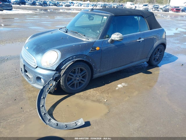 2011 MINI COOPER WMWZN3C5XBT133607 Photo 1