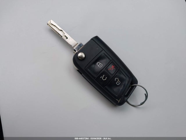 44537264 :رقم المزاد ، 3VV0B7AX5JM071211 vin ، 2018 Volkswagen Tiguan 2.0t S مزاد بيع