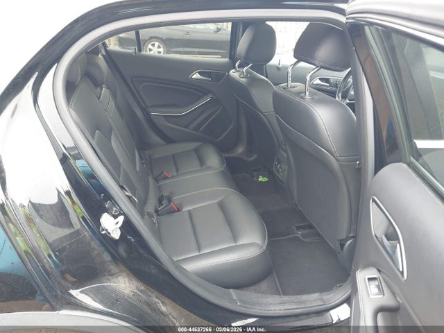 Продажа на аукционе авто 2015 Mercedes-benz Gla 250, vin: WDCTG4EB3FJ132094, номер лота: 44537266