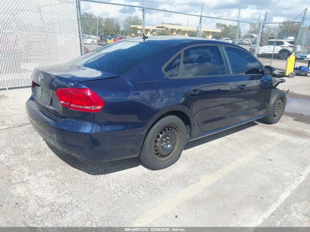 Aukcja sprzedaży 2014 Volkswagen Passat 1.8t S, vin: 1VWAS7A38EC031239, numer aukcji: 44537272