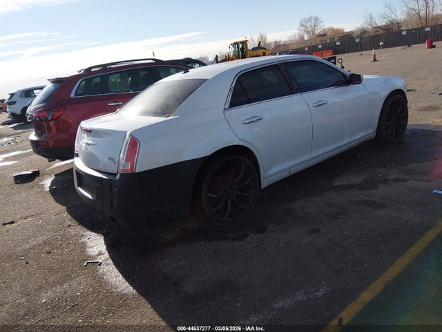 2013 CHRYSLER 300C 2C3CCASG0DH519995 Photo 3