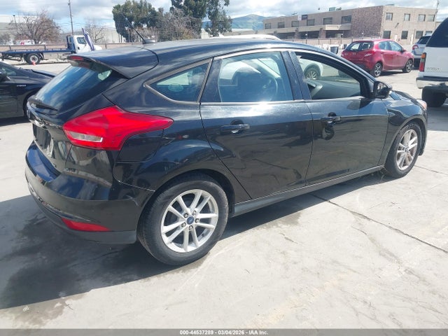 Ford FOCUS SE 2015 1FADP3K20FL375560 Image 4