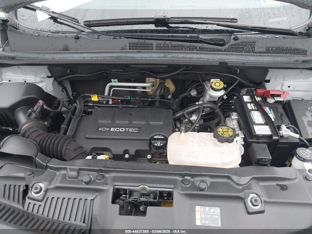 KL7CJPSB9KB931778 Chevrolet Trax Lt