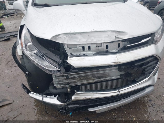 KL7CJPSB9KB931778 Chevrolet Trax Lt
