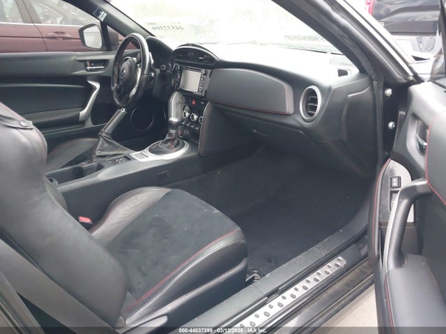 2017 Subaru Brz Limited მანქანა იყიდება აუქციონზე, vin: JF1ZCAC1XH8600908, აუქციონის ნომერი: 44537399