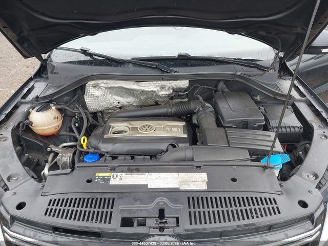 44537429 :رقم المزاد ، WVGBV7AX1HK009588 vin ، 2017 Volkswagen Tiguan 2.0t/2.0t S مزاد بيع