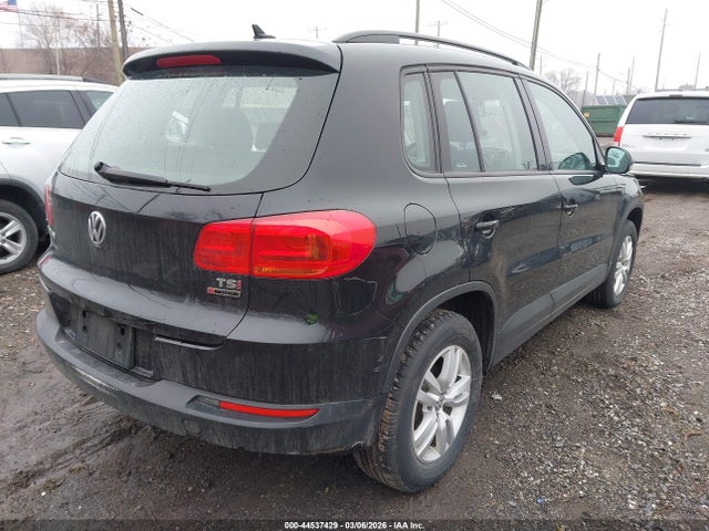 44537429 :رقم المزاد ، WVGBV7AX1HK009588 vin ، 2017 Volkswagen Tiguan 2.0t/2.0t S مزاد بيع