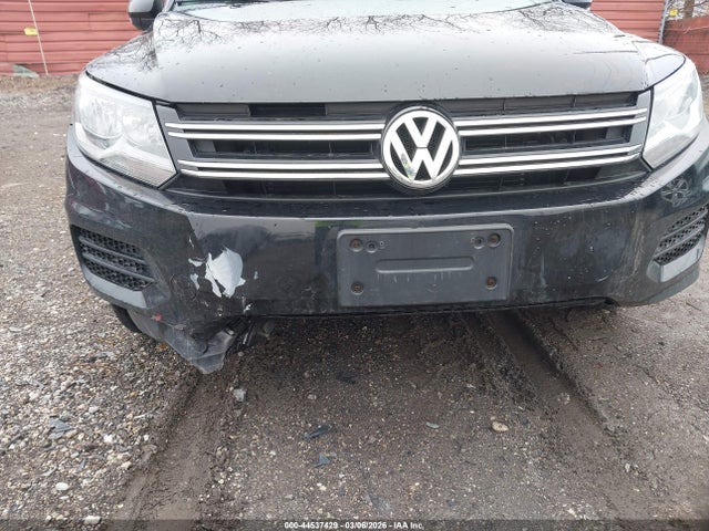 44537429 :رقم المزاد ، WVGBV7AX1HK009588 vin ، 2017 Volkswagen Tiguan 2.0t/2.0t S مزاد بيع