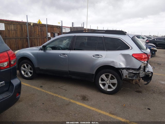 Aukcja sprzedaży 2013 Subaru Outback 2.5i Premium, vin: 4S4BRBCC8D3310607, numer aukcji: 44537490