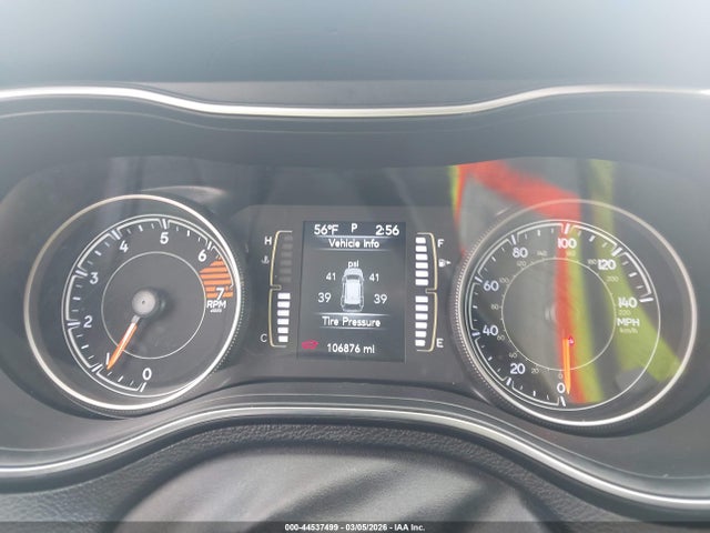 44537499 :رقم المزاد ، 1C4PJMLBXKD474940 vin ، 2019 Jeep Cherokee Latitude Plus 4x4 مزاد بيع