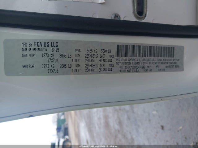 44537499 :رقم المزاد ، 1C4PJMLBXKD474940 vin ، 2019 Jeep Cherokee Latitude Plus 4x4 مزاد بيع