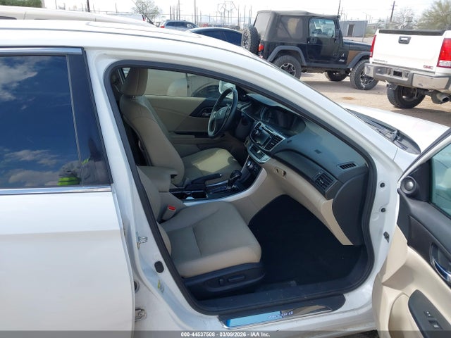 Honda Accord Touring 2014 1HGCR3F94EA039400 Image 5