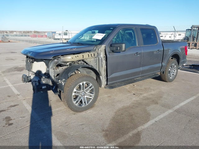 Ford F-150 Xl 2021 1FTEW1EP1MFA52062 Image 2