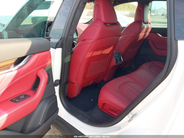 2022 MASERATI LEVANTE ZN661XUA5NX384714 Photo 7