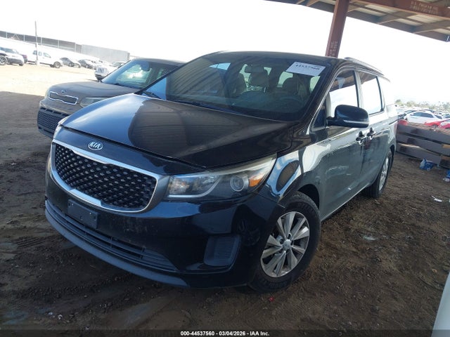 KNDMB5C17G6113867 KIA SEDONA LX