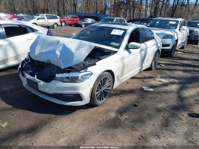2018 BMW 530I WBAJA7C56JWA73289 Photo 1