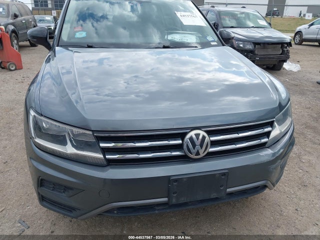 2018 Volkswagen Tiguan 2.0t Se/2.0t Sel მანქანა იყიდება აუქციონზე, vin: 3VV3B7AX2JM056288, აუქციონის ნომერი: 44537567