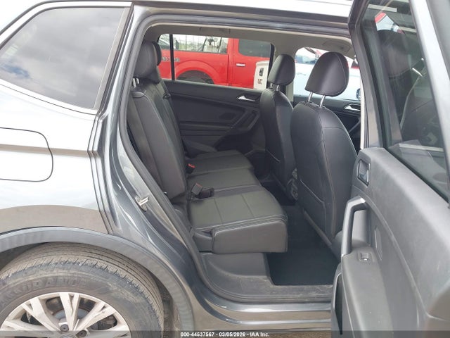 2018 Volkswagen Tiguan 2.0t Se/2.0t Sel მანქანა იყიდება აუქციონზე, vin: 3VV3B7AX2JM056288, აუქციონის ნომერი: 44537567