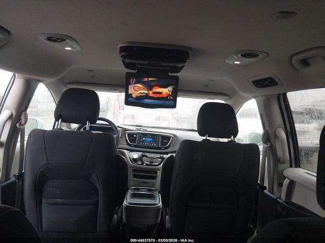 44537578 :رقم المزاد ، 2C4RC1FG1KR738293 vin ، 2019 Chrysler Pacifica Touring Plus مزاد بيع