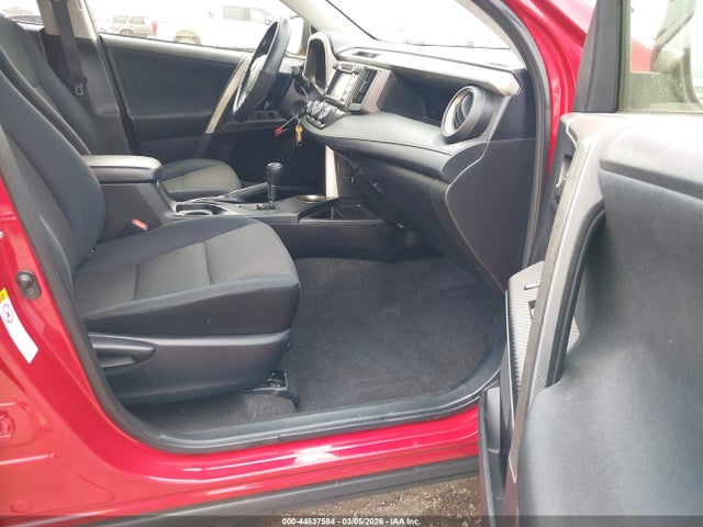 2015 TOYOTA RAV4 JTMZFREV2FD057560 Photo 4