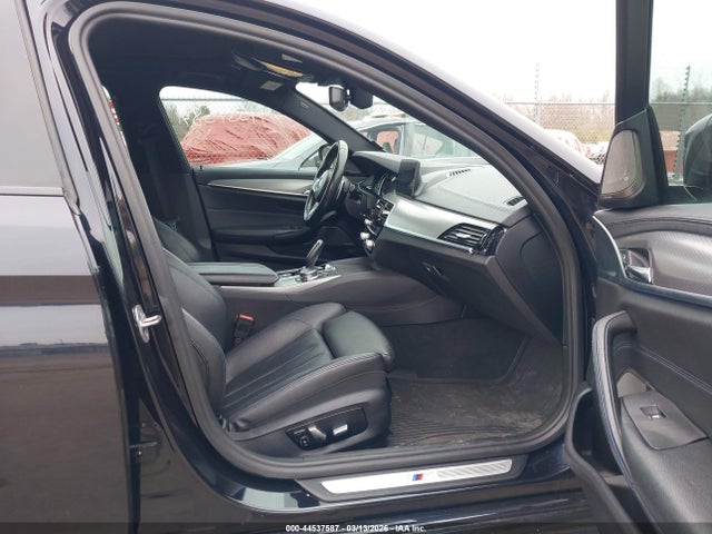 44537587 :رقم المزاد ، WBAJE7C36HG887544 vin ، 2017 Bmw 540i Xdrive مزاد بيع