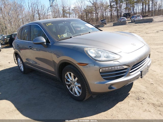 2013 PORSCHE CAYENNE WP1AA2A25DLA01094