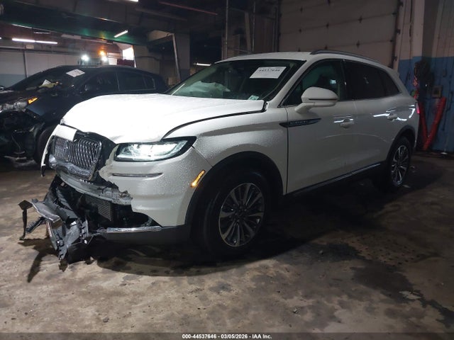 2023 LINCOLN NAUTILUS 2LMPJ8J98PBL00739 Photo 1