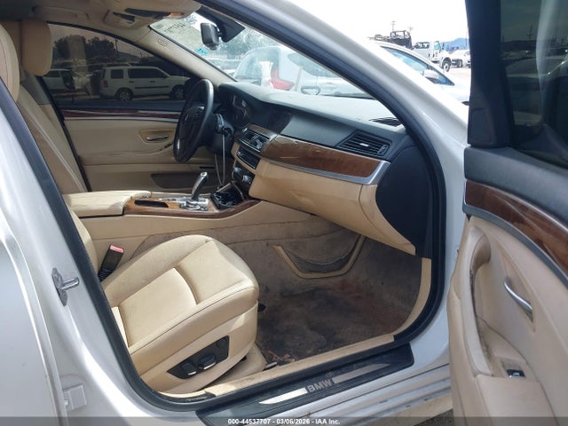 2013 BMW 528I WBAXG5C59DD228783 Photo 4