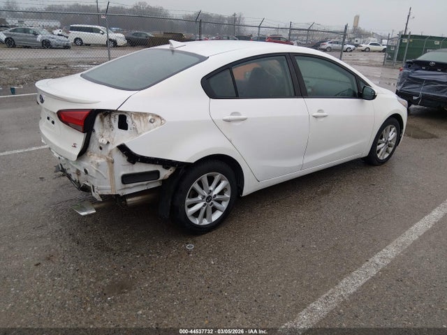 Продажа на аукционе авто 2017 Kia Forte S, vin: 3KPFL4A70HE033572, номер лота: 44537732