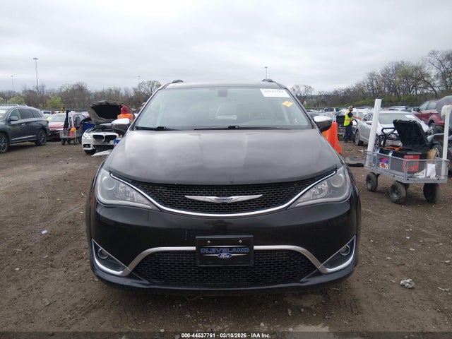 2018 Chrysler Pacifica Limited მანქანა იყიდება აუქციონზე, vin: 2C4RC1GG4JR273795, აუქციონის ნომერი: 44537761