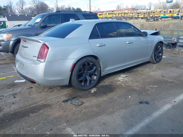 2022 Chrysler 300 S მანქანა იყიდება აუქციონზე, vin: 2C3CCABT4NH131053, აუქციონის ნომერი: 44537762