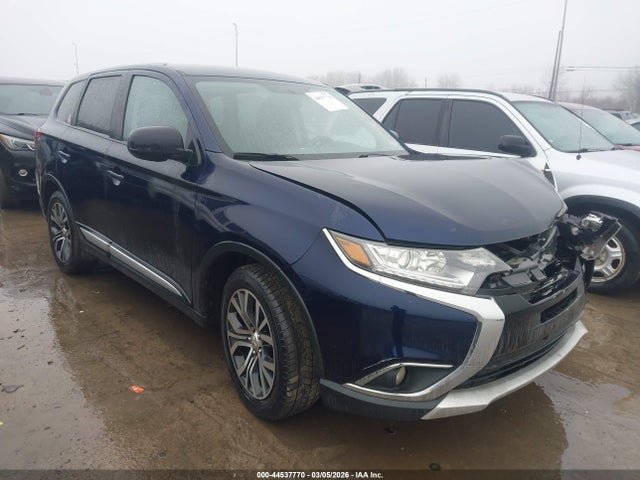 2018 MITSUBISHI OUTLANDER JA4AD2A3XJZ069525 Photo 0