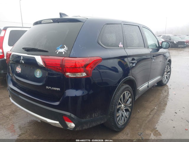 2018 MITSUBISHI OUTLANDER JA4AD2A3XJZ069525 Photo 3