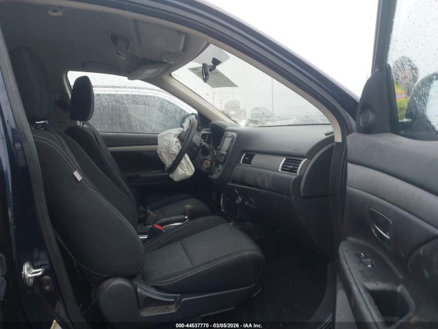 2018 MITSUBISHI OUTLANDER JA4AD2A3XJZ069525 Photo 4