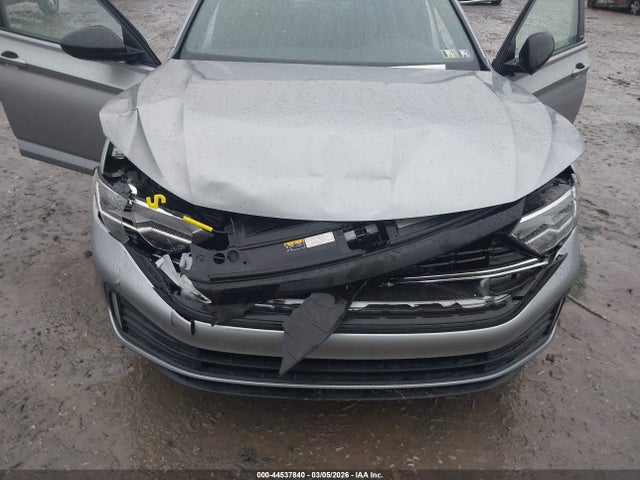 Aukcja sprzedaży 2024 Volkswagen Jetta 1.5t Sport, vin: 3VWBM7BU4RM056780, numer aukcji: 44537840